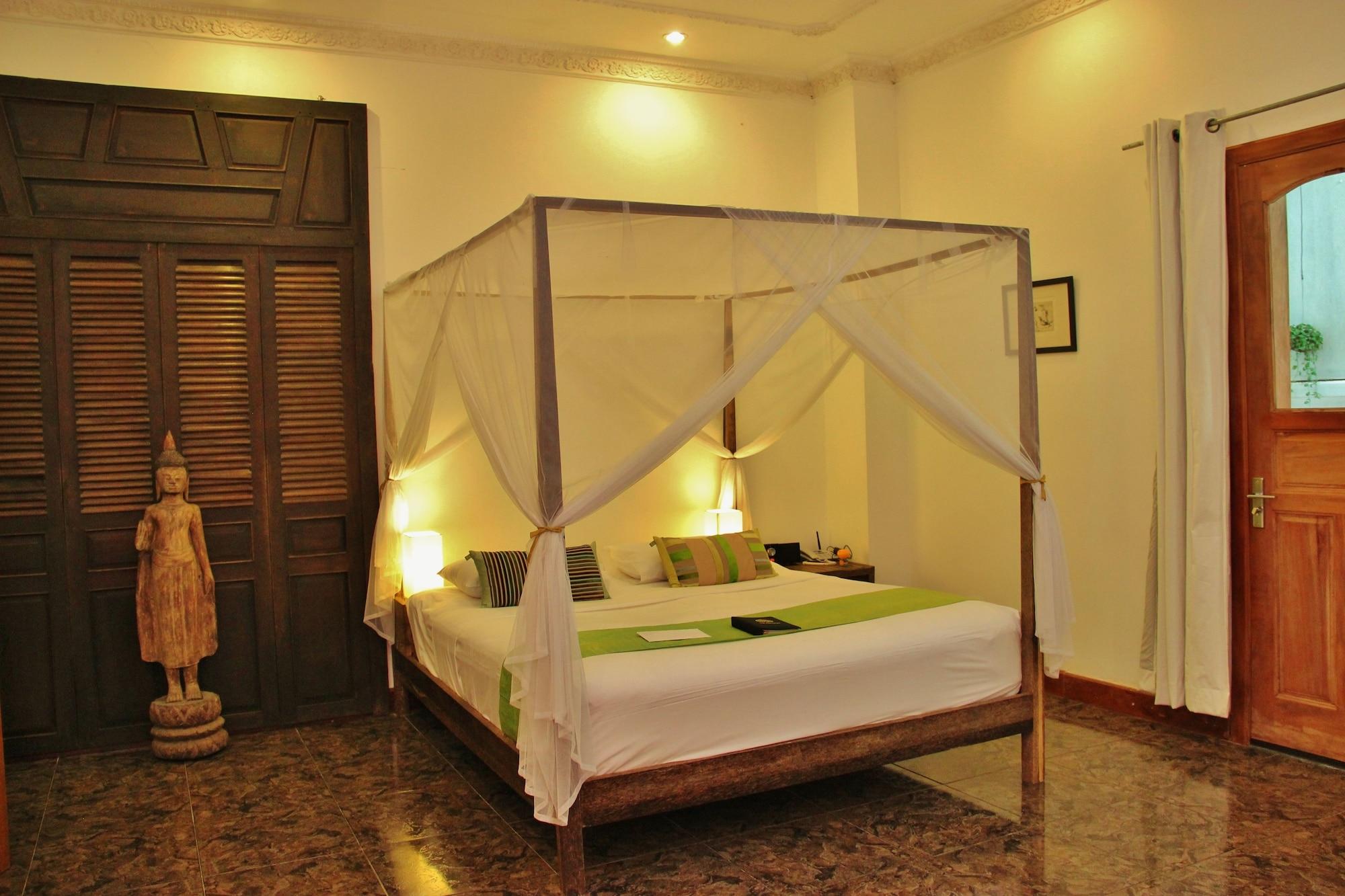 The Pavilion Hotel