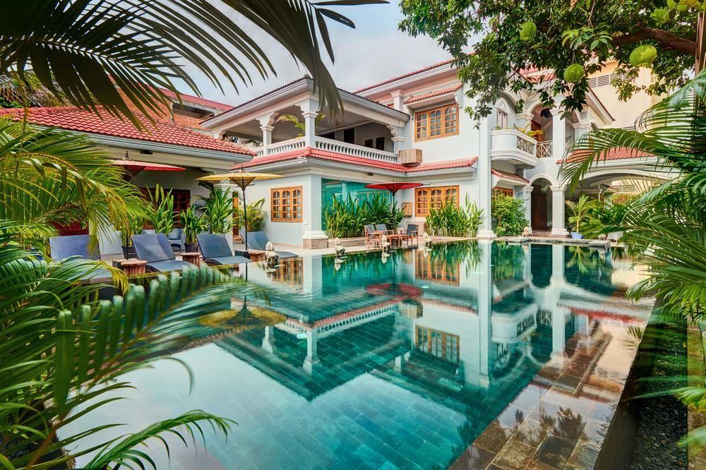 The Pavilion 4* Phnom Penh
